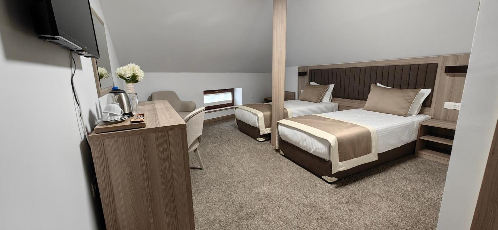 Evelin Deluxe House Hotel Plovdiv Room photo